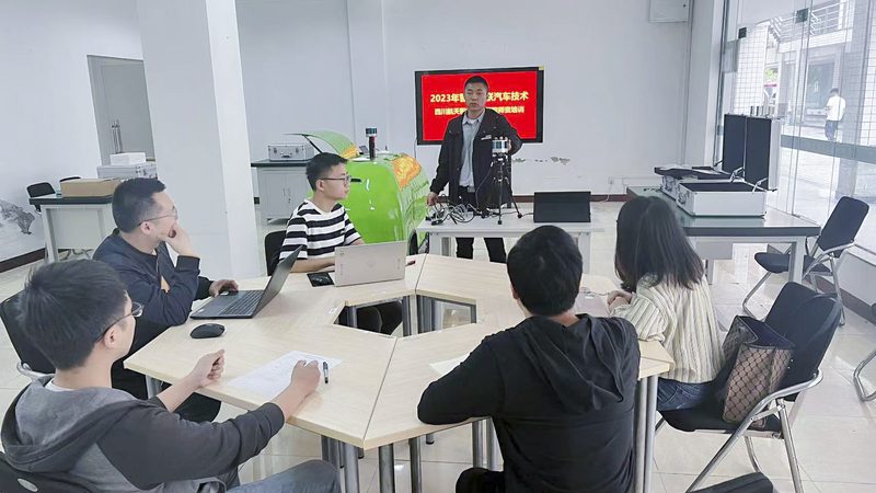 成人教育学历证报考条件放宽