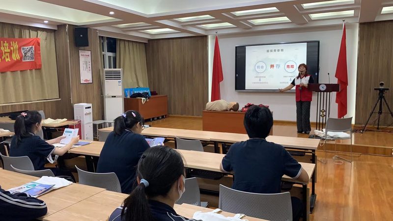 小标题：考研培训市场现状